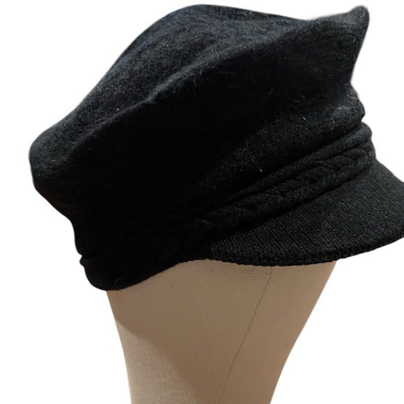 Black Angora blend newsboy hat. - Picture 2 of 5